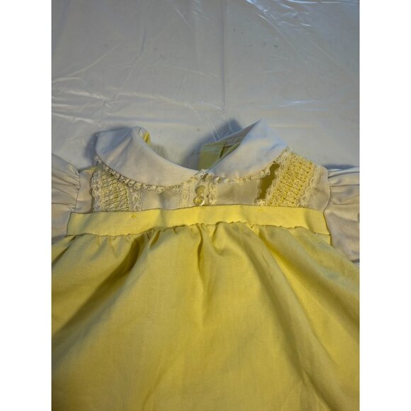 Vintage Girls Yellow Dress Lace Ruffle Sleeves 1960s Infant Size 3m 3 Months - Picture 2 of 4